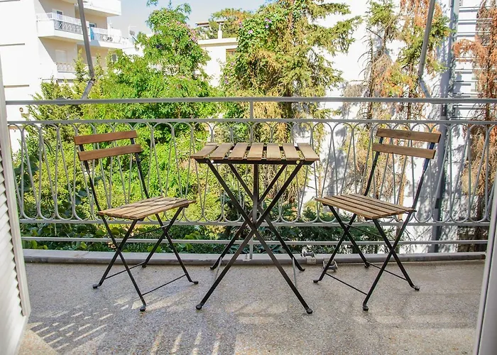 Fully Renovated And Relaxing Apartment