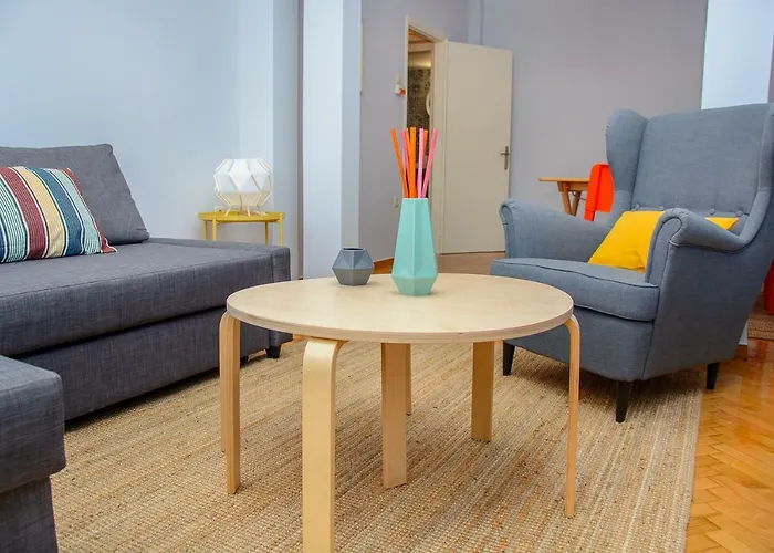 Fully Renovated And Relaxing Apartment