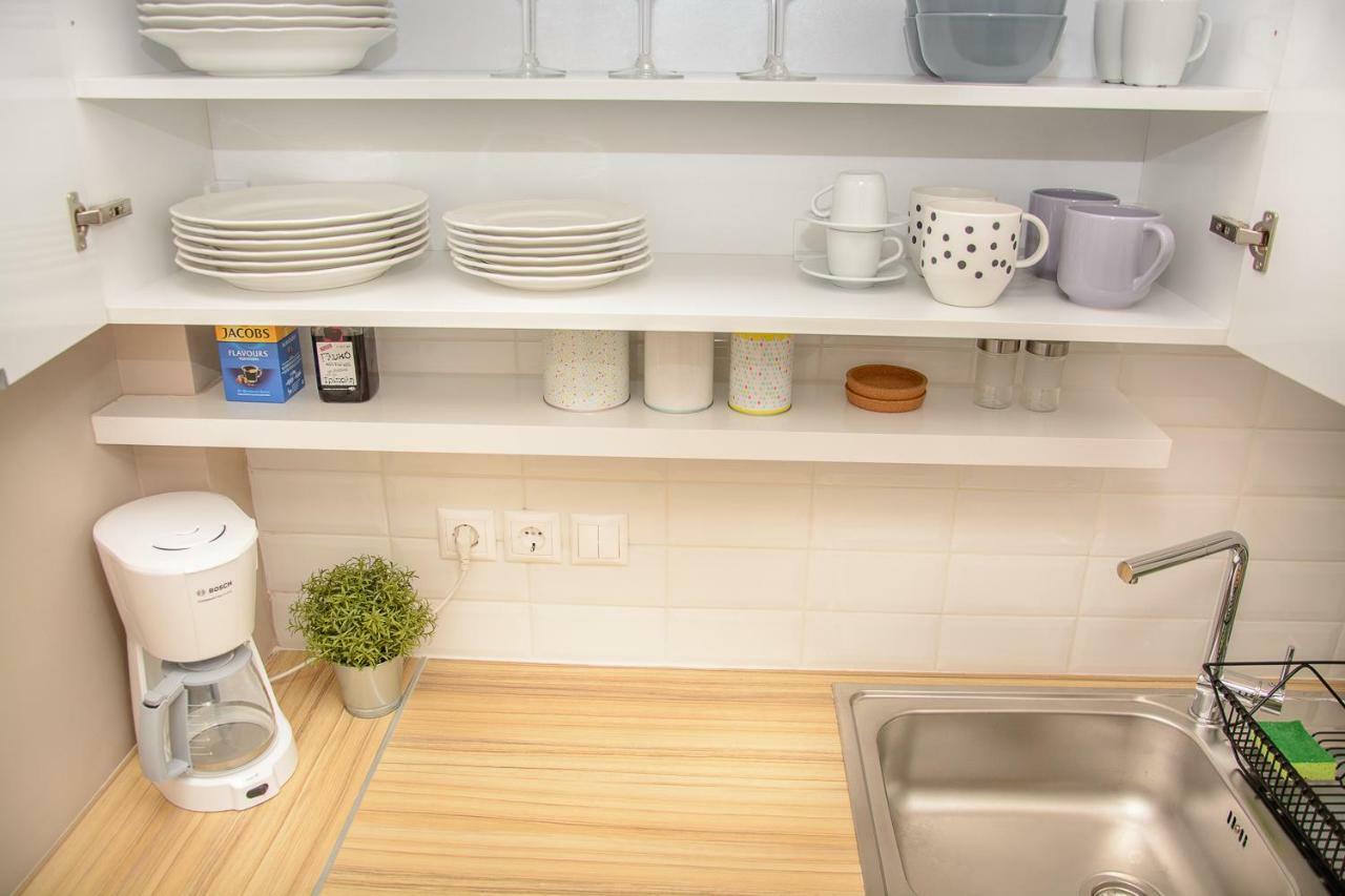 Fully Renovated And Relaxing *